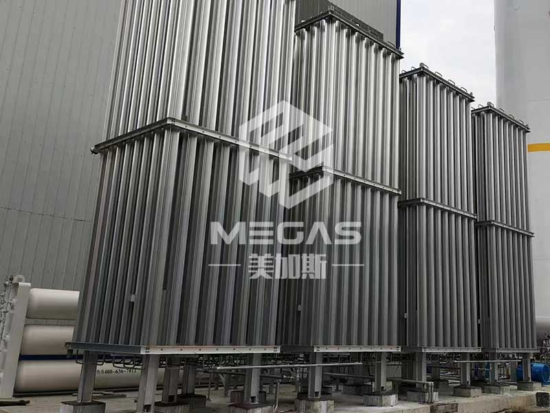 氣化器-金屬冶煉行業-3000方高壓氣化器4臺.jpg